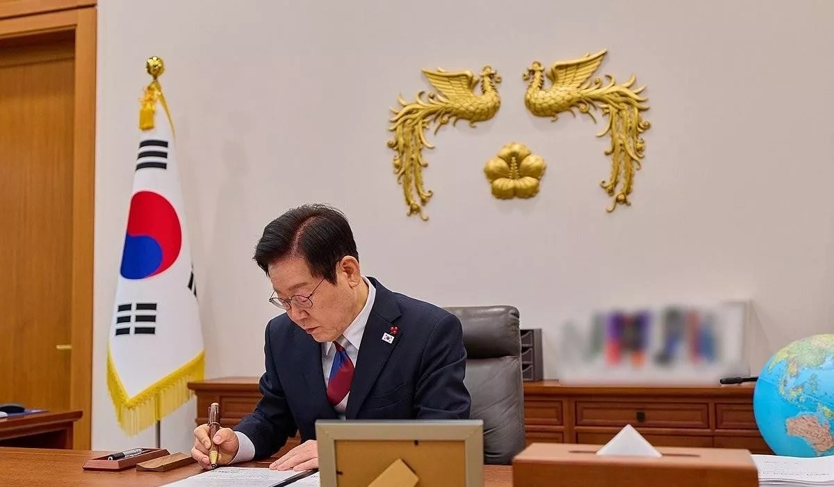 South Korea’s president thanks Japan, Qatar, Saudi Arabia for evacuation support
