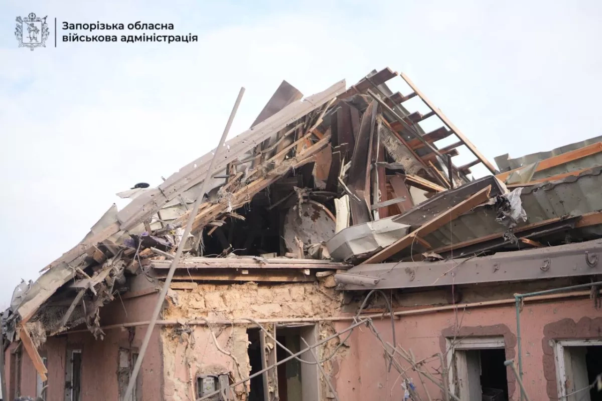 Homes damaged and residents wounded in Russian attack on Zaporizhzhia photo / video