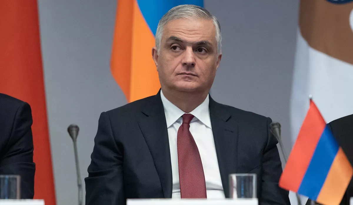 Armenian deputy PM calls for easing transit restrictions through Azerbaijan