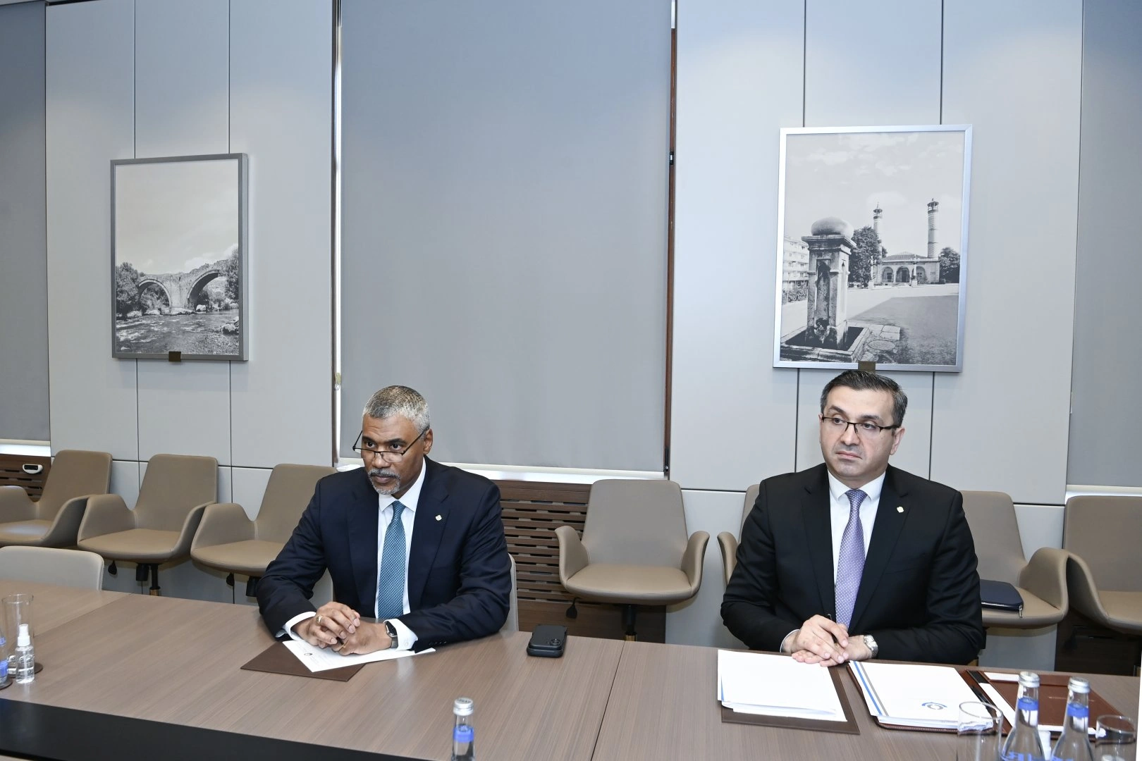 Azerbaijan's FM Bayramov meets WCO secretary general (PHOTO)