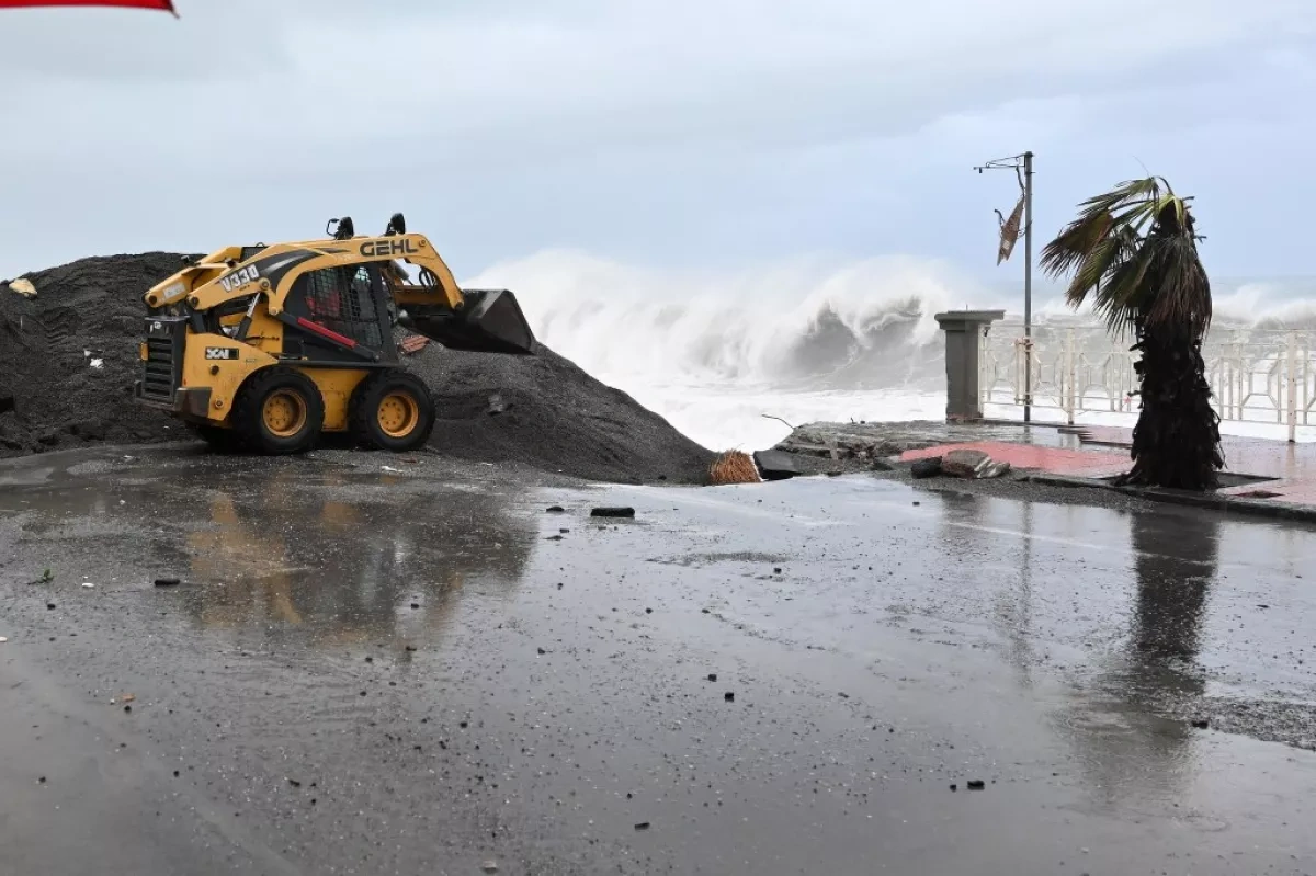 Cyclone “Harry” batters Italy, causing billions in damage photo