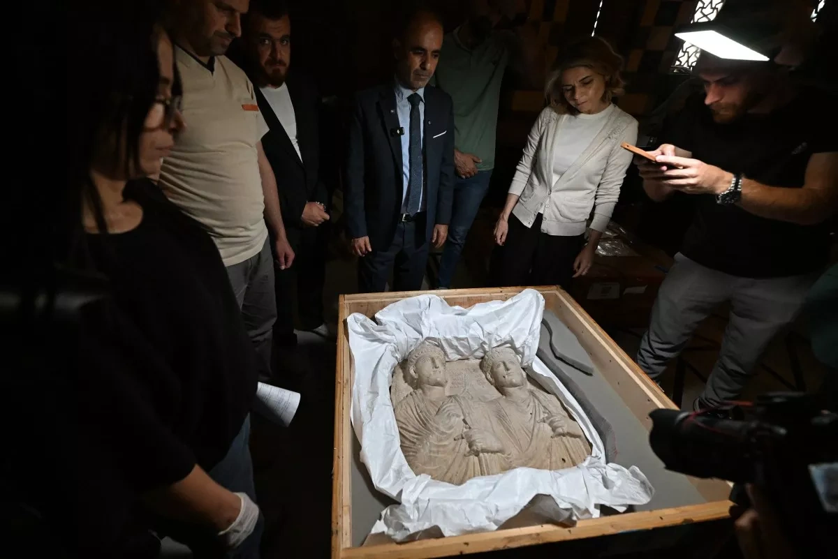 France’s return of Syrian artefacts revives debate over delayed restitution
