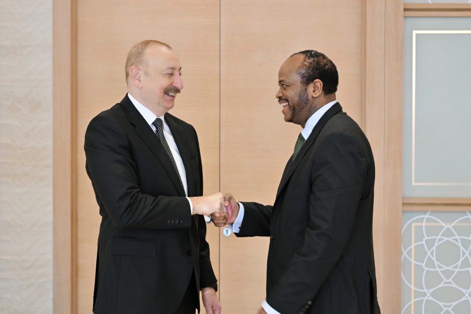 President Ilham Aliyev receives delegation led by King of Eswatini (PHOTO)