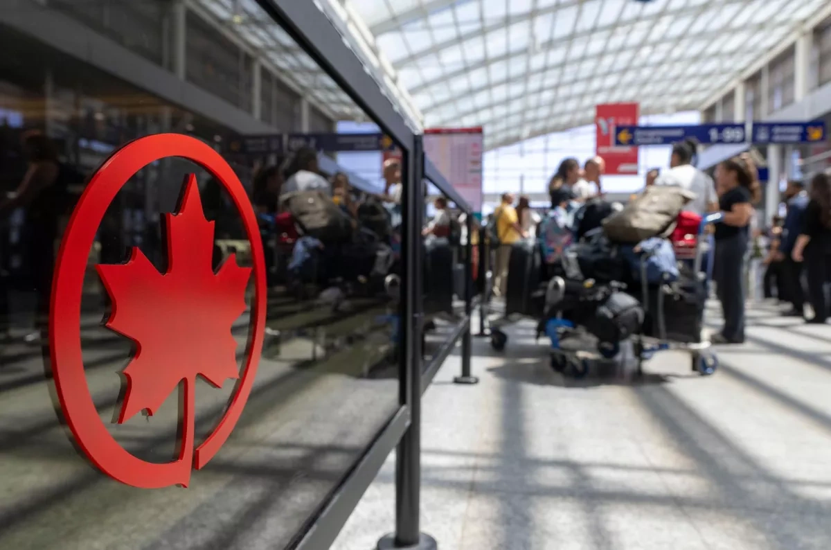 Canada working to evacuate its citizens from Middle East