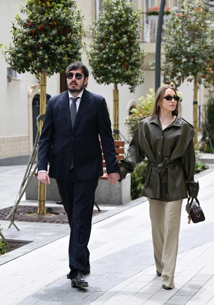 President Ilham Aliyev, First Lady Mehriban Aliyeva attend inauguration of Islam Safarli Street following reconstruction (PHOTO)