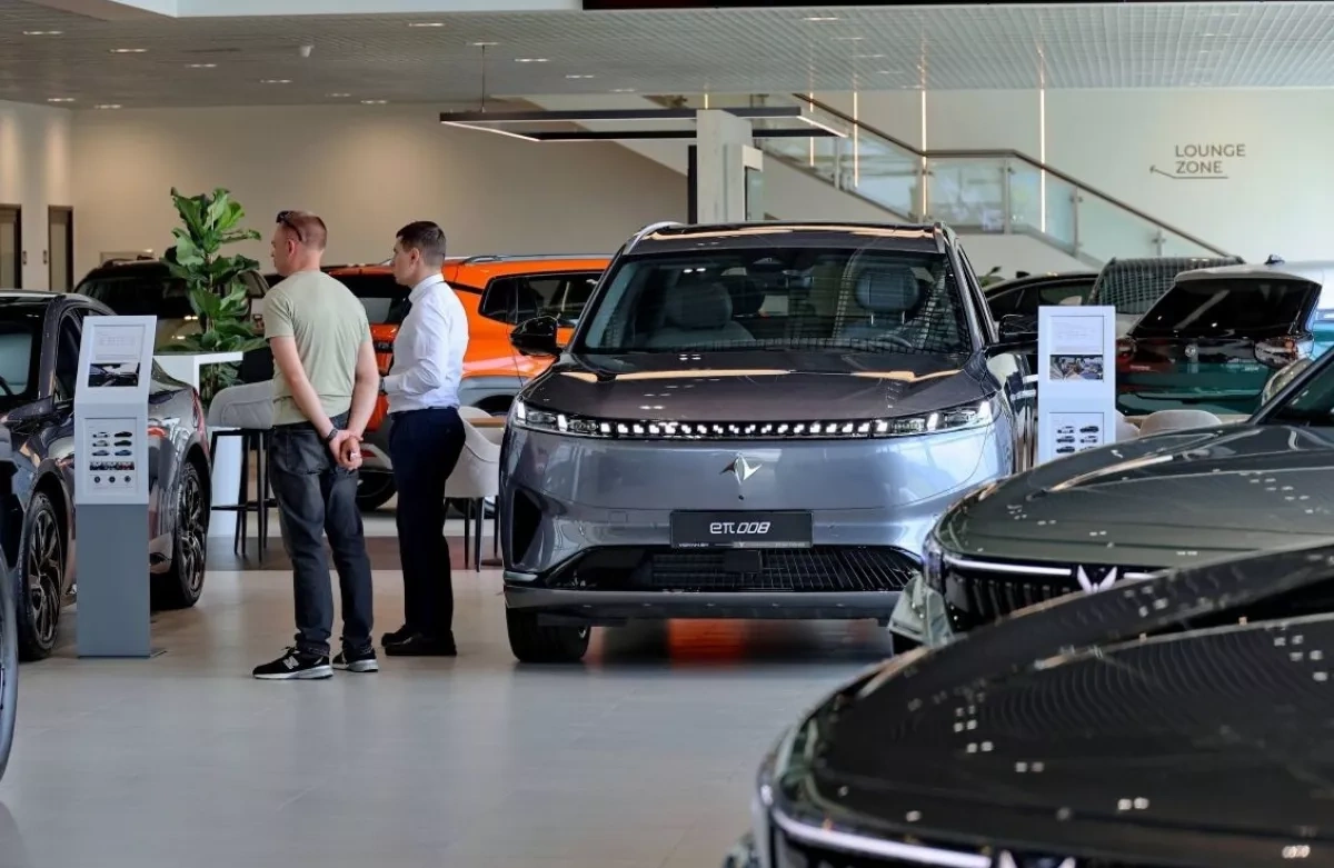 Russia imports record number of cars in July