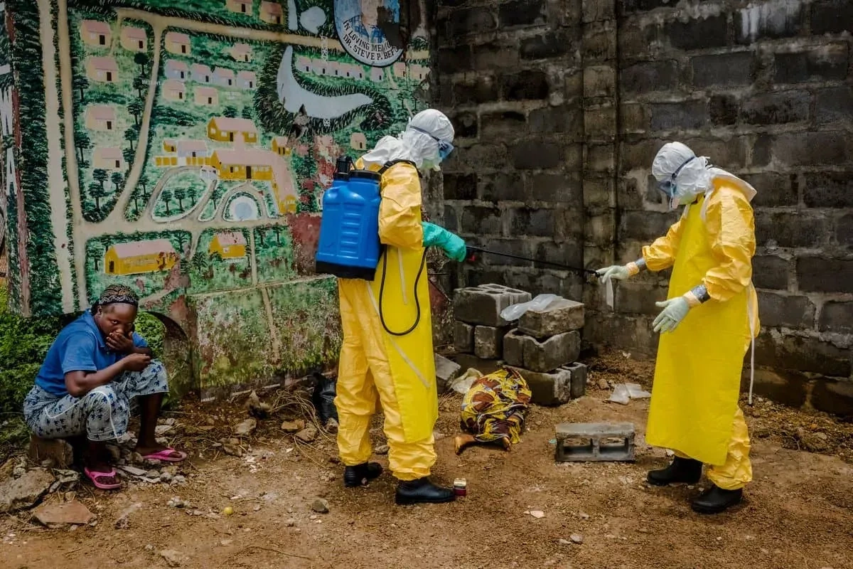 Trump administration tightens Ebola travel rules for US citizens
