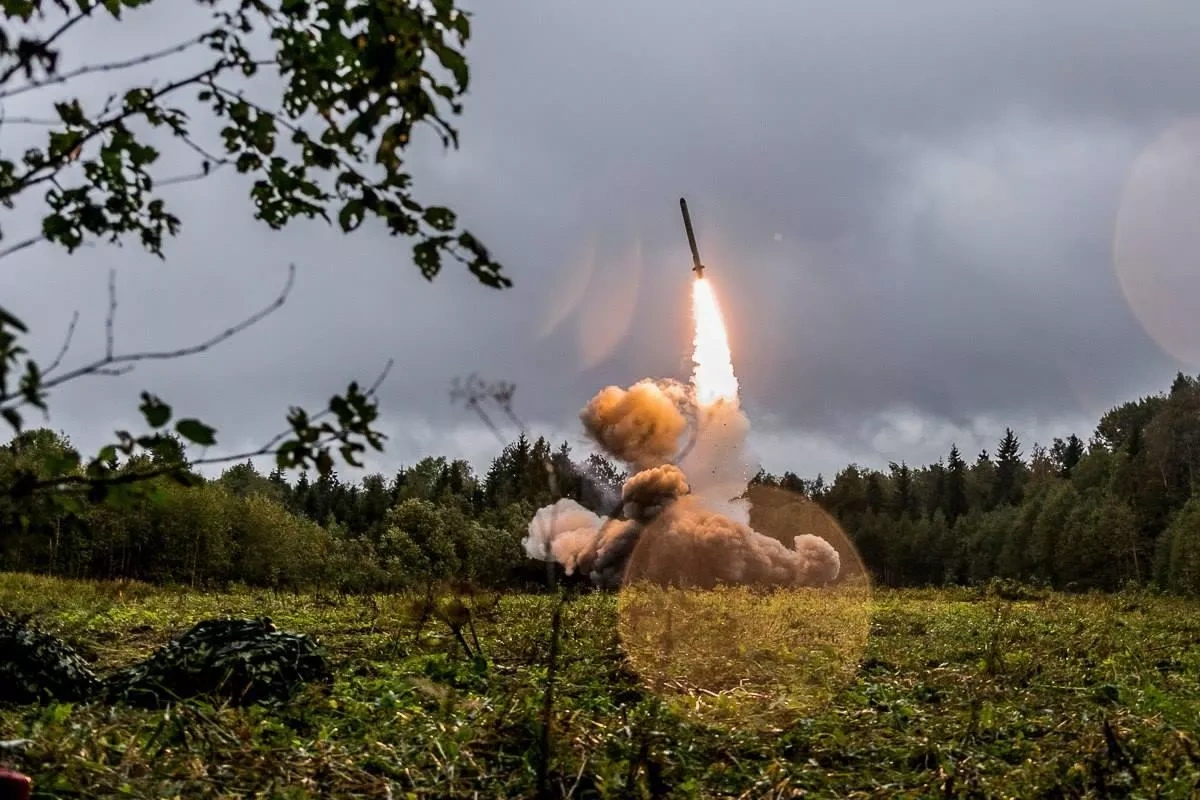 Russia strikes Kyiv with new Iskander-1000 missile, Ukraine says