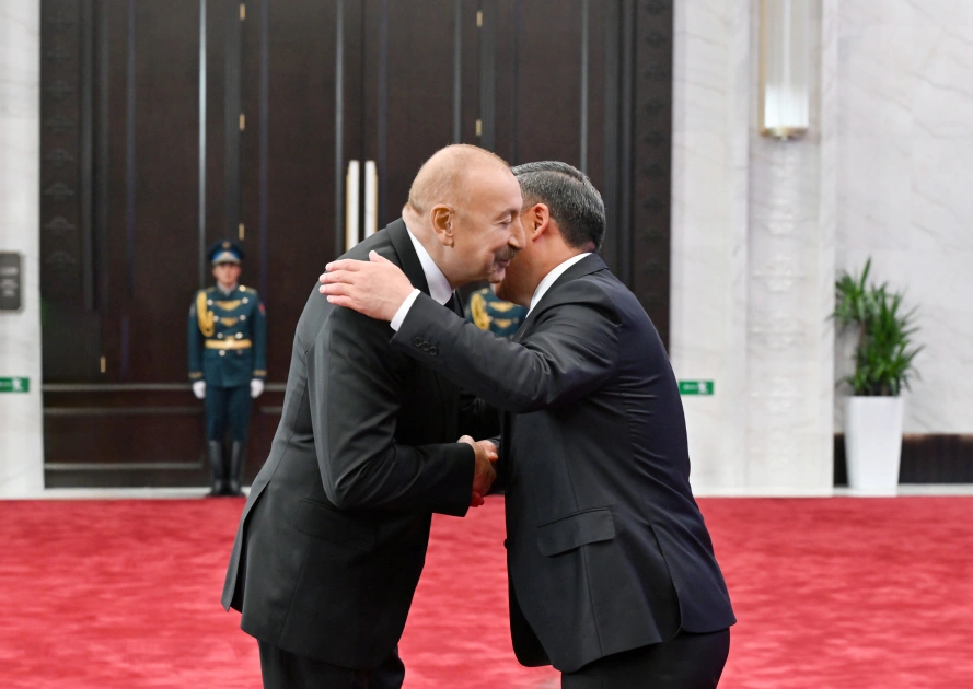 President Ilham Aliyev arrives at Irys Ordo Congress Center in Bishkek to attend SCO Plus meeting (PHOTO)