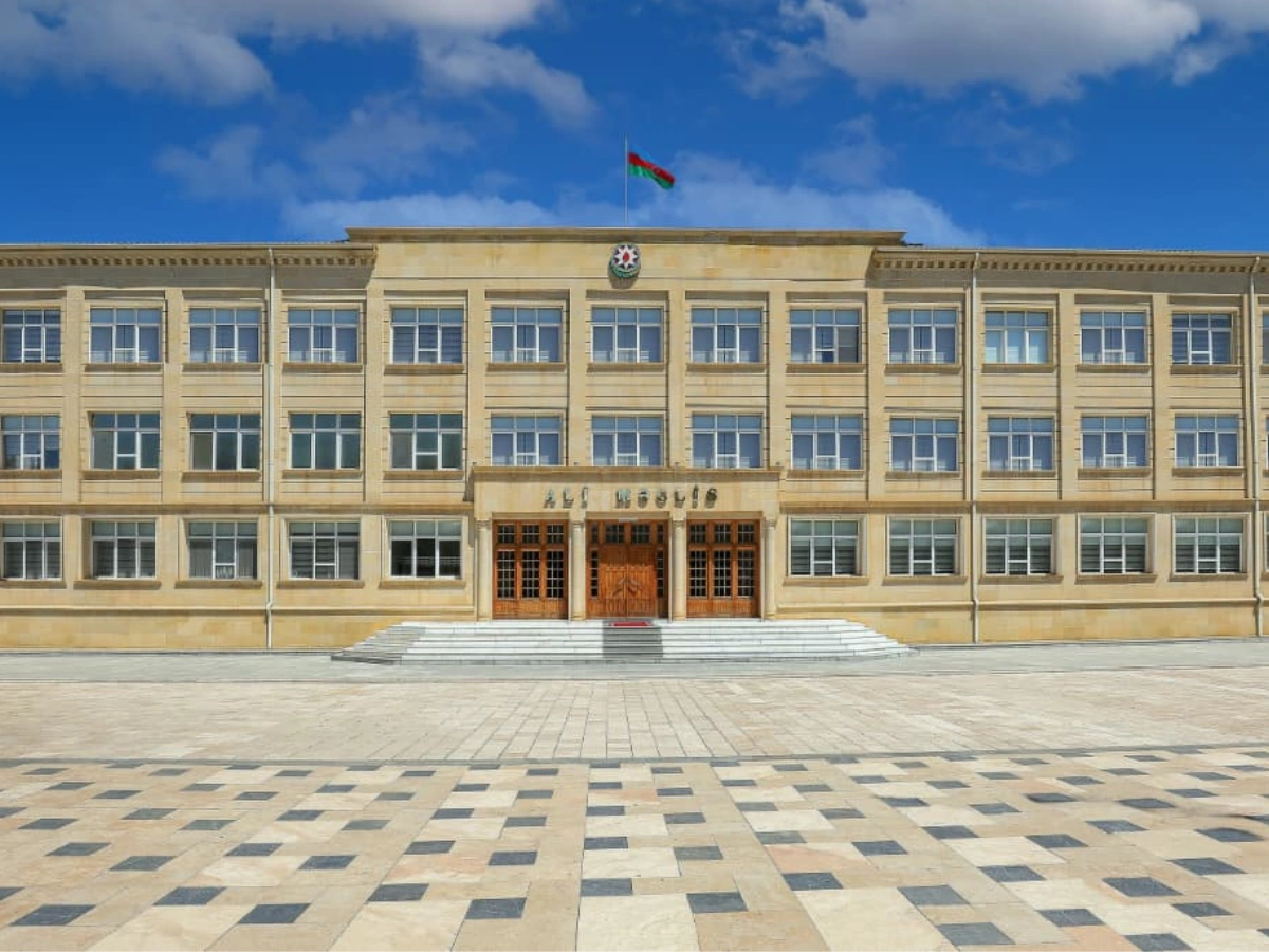 Azerbaijan reforms speaker election criteria, lifting Nakhchivan residency requirement