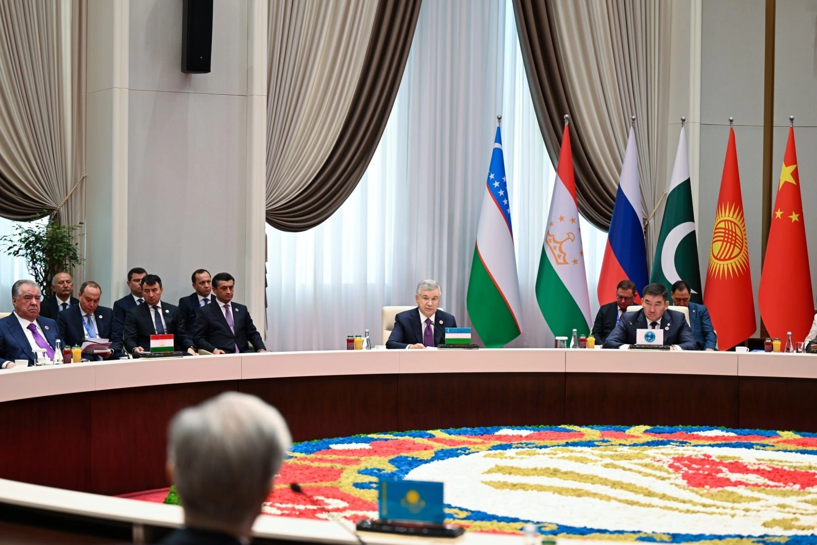 Uzbekistan urges SCO to resume regular dialogue with Afghanistan