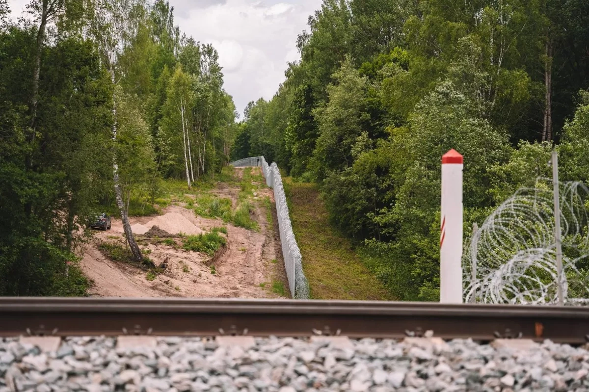 Latvia temporarily closes Belarus border crossing