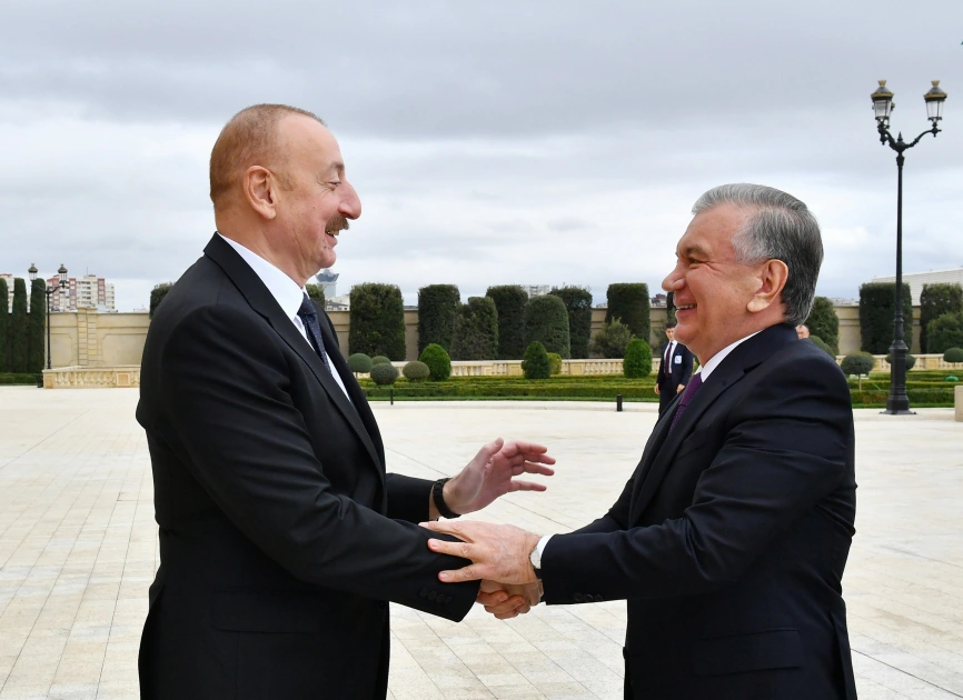 President Ilham Aliyev gives interview to Uzbekistan National News Agency (PHOTO)