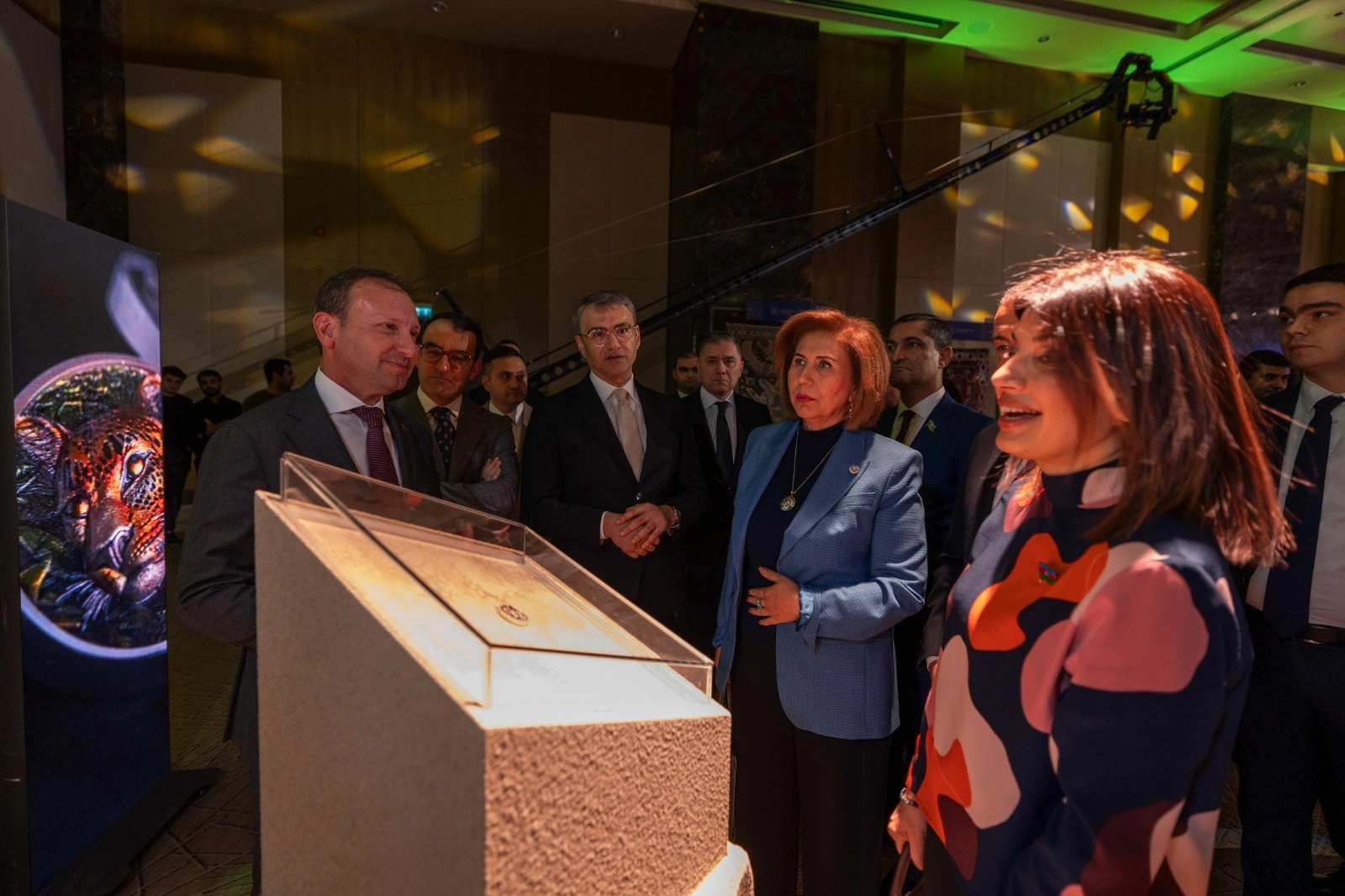 Endangered Species – New-generation coin and carpet collections unveiled (PHOTO)
