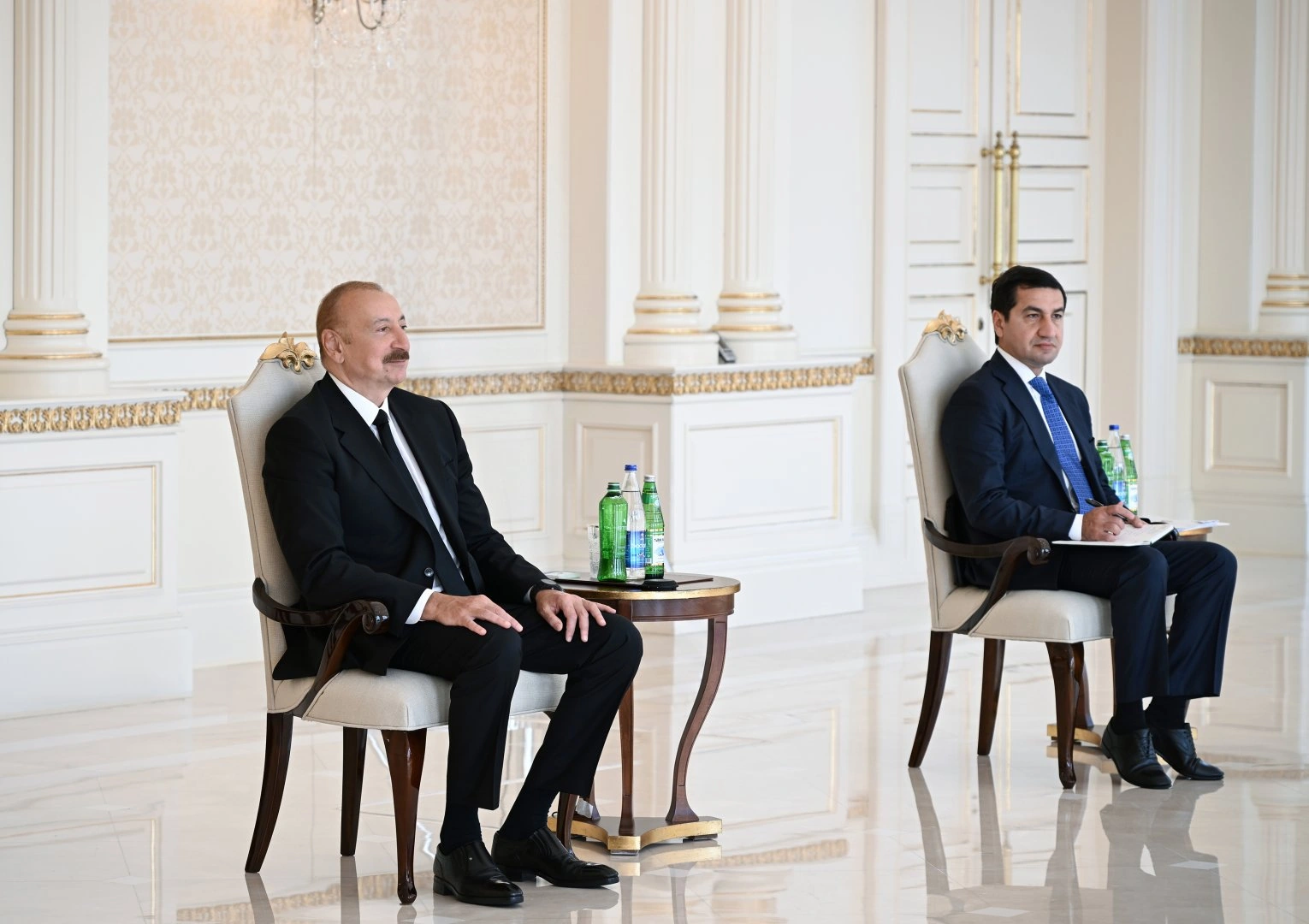 President Ilham Aliyev accepts credentials of Brazil's newly appointed ambassador (PHOTO)