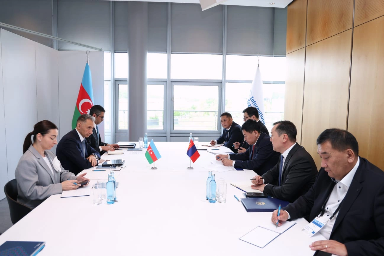 Azerbaijan, Mongolia establish legal framework for enhanced airline co-op (PHOTO)
