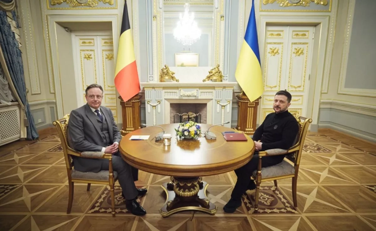 Zelensky meets Belgian PM at EU summit, seeks urgent financial support