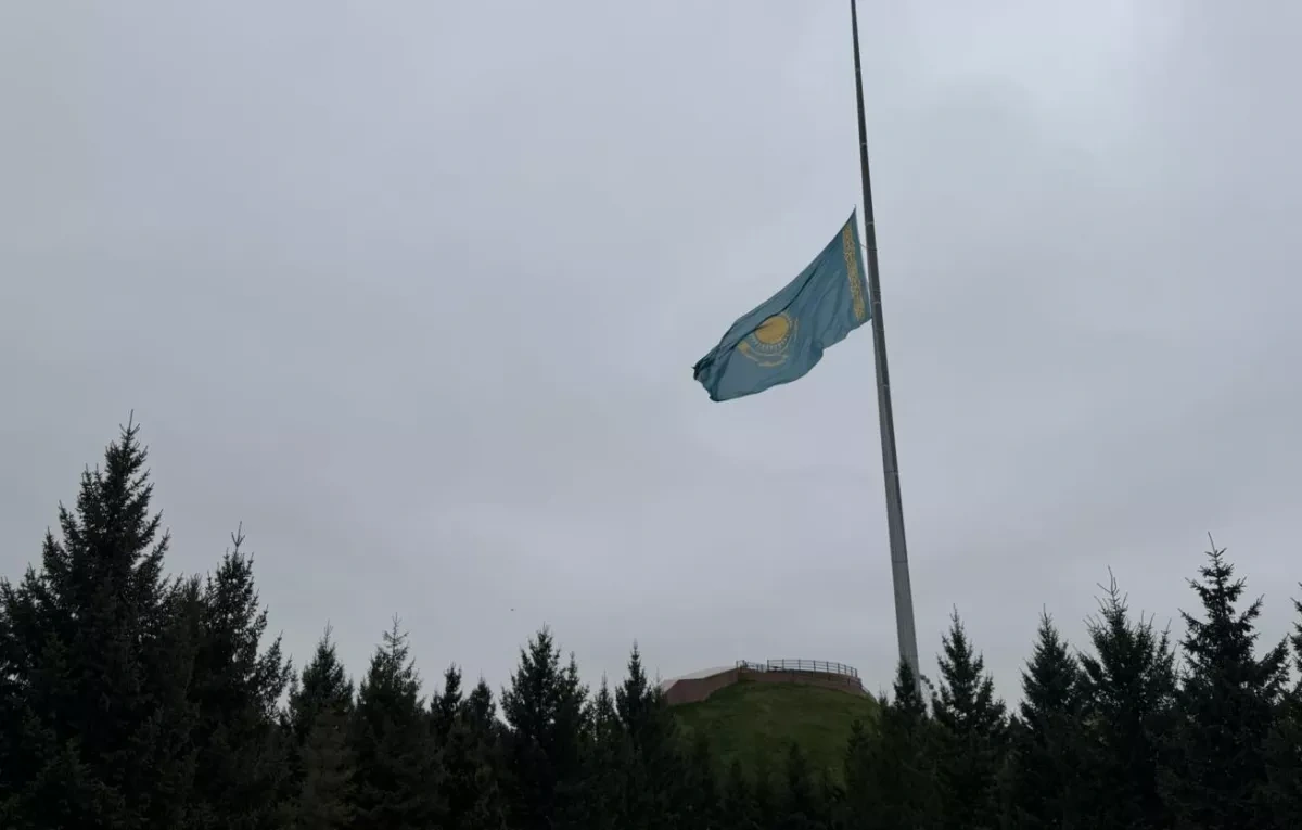 Kazakhstan lowers flags for servicemen killed in Caspian Sea tragedy