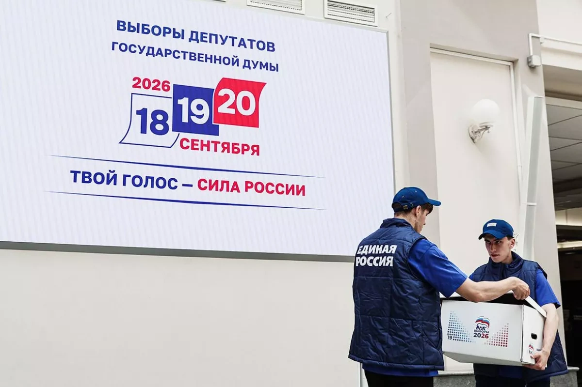 Family in Spider-Man costumes turns heads at polling station in Russia PHOTO