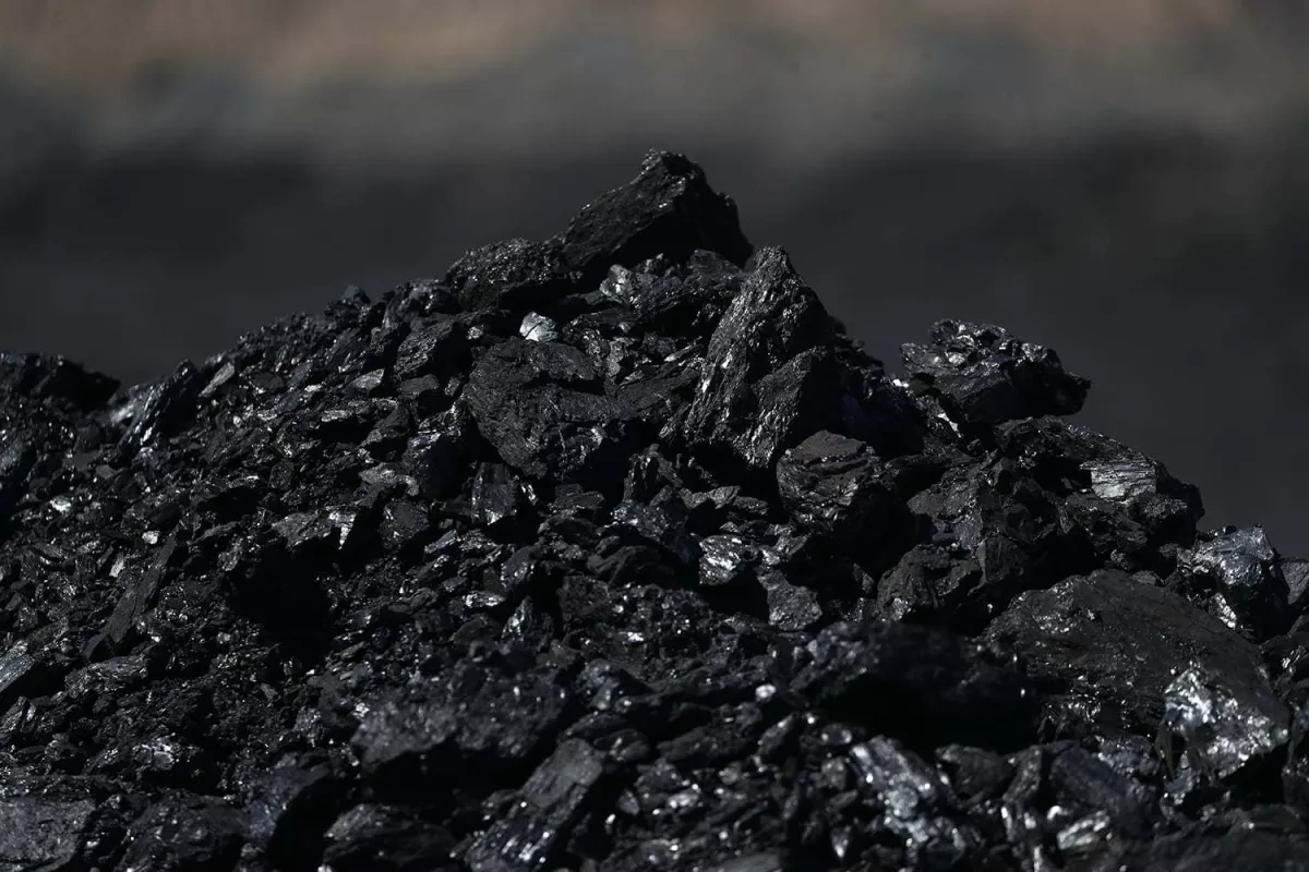 Soaring LNG costs drive coal comeback in Asia