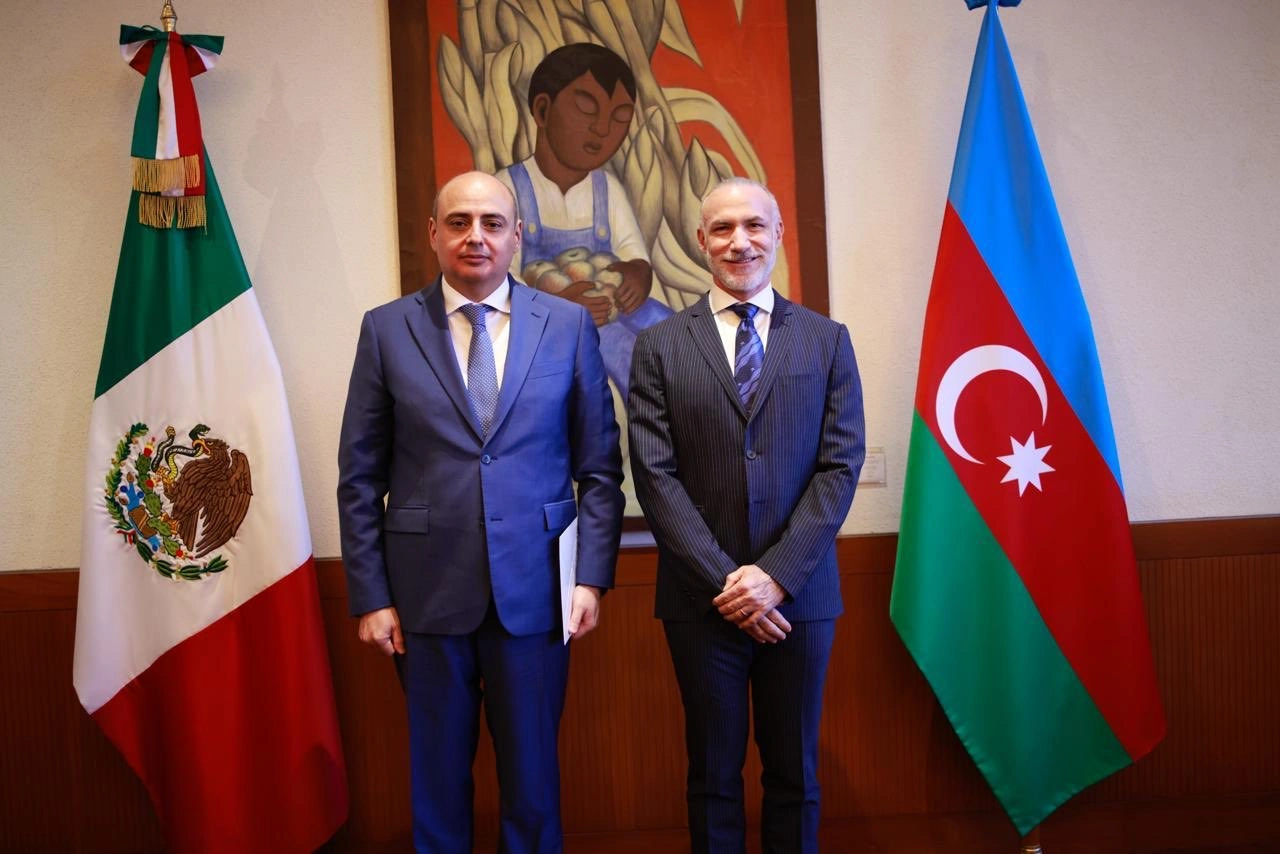 Azerbaijan’s newly appointed ambassador presents credentials to Mexico’s Foreign Ministry (PHOTO)