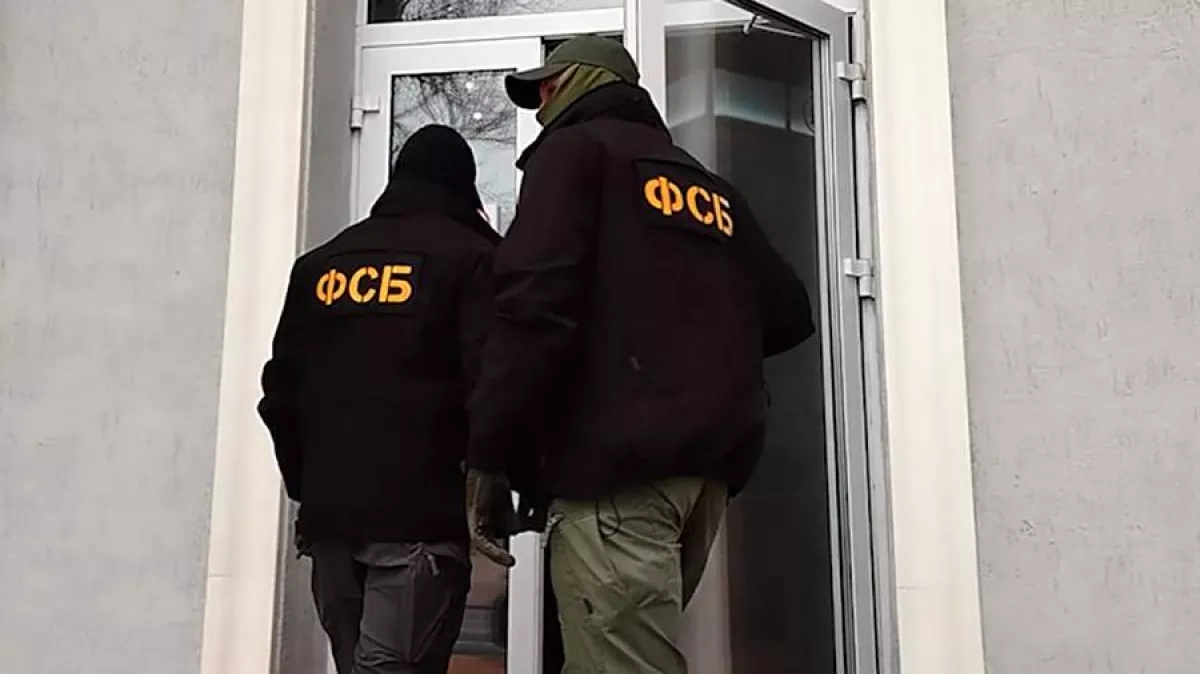 Russia detains four teens in alleged Ukrainian-directed arson scheme
