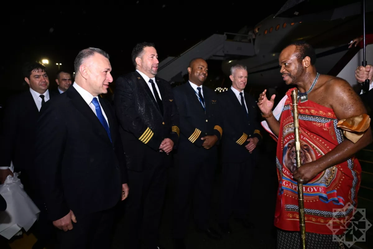 King of Eswatini arrives in Azerbaijan for WUF13 visit PHOTO