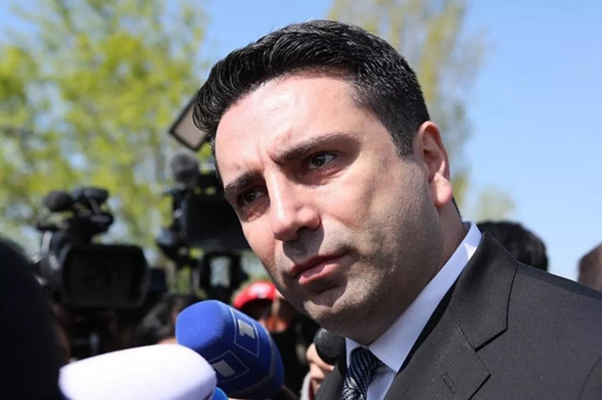 Armenian security chief says he nearly fought crime figure in Moscow