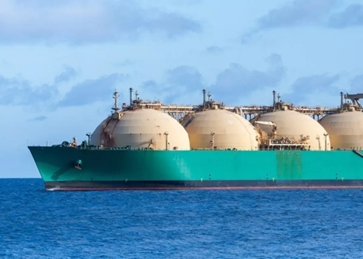 India rejects sanctioned Russian LNG, tanker left without destination