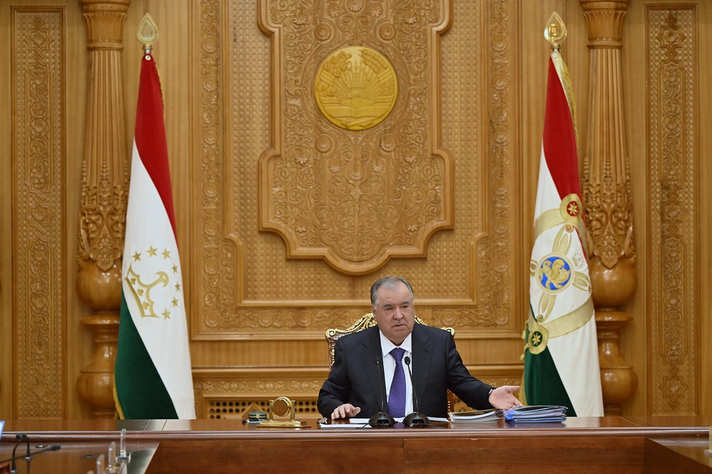 Tajikistan holds high-level session on economy and social sector winter preparations