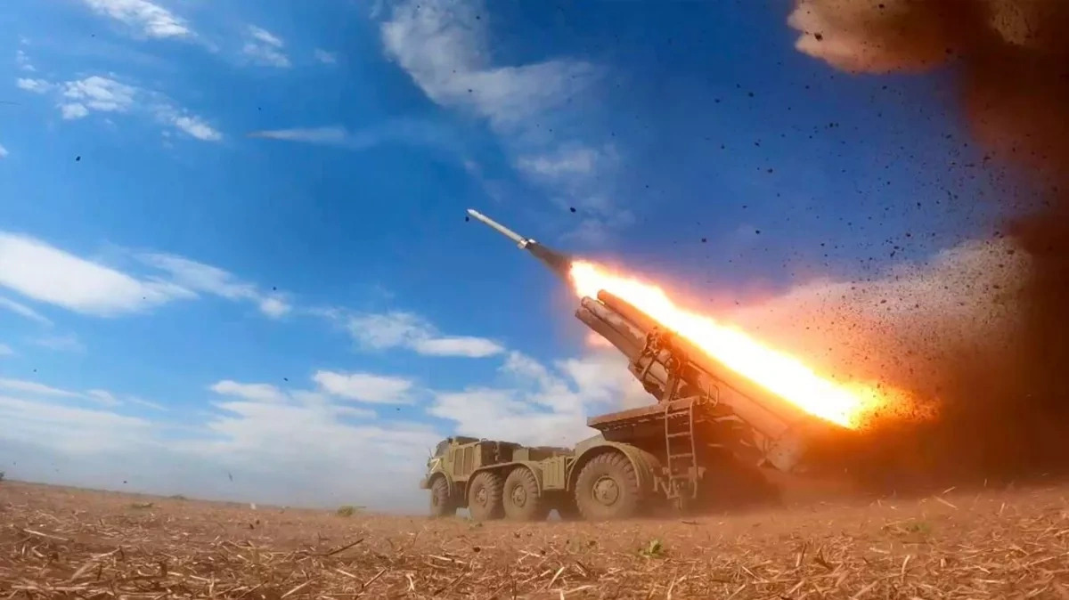 Russia launches large-scale missile, drone attack on Ukraine Photo