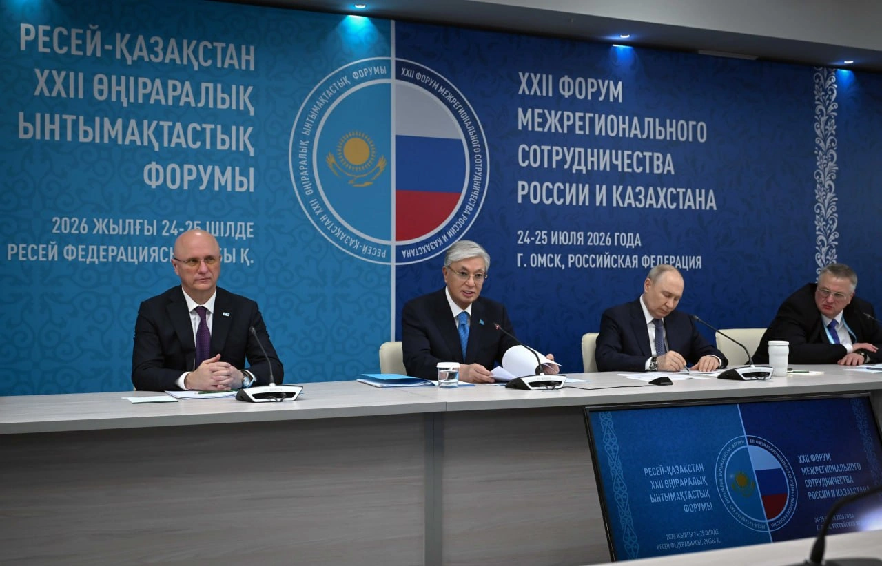 Tokayev proposes launching digital transport corridor between Kazakhstan and Russia