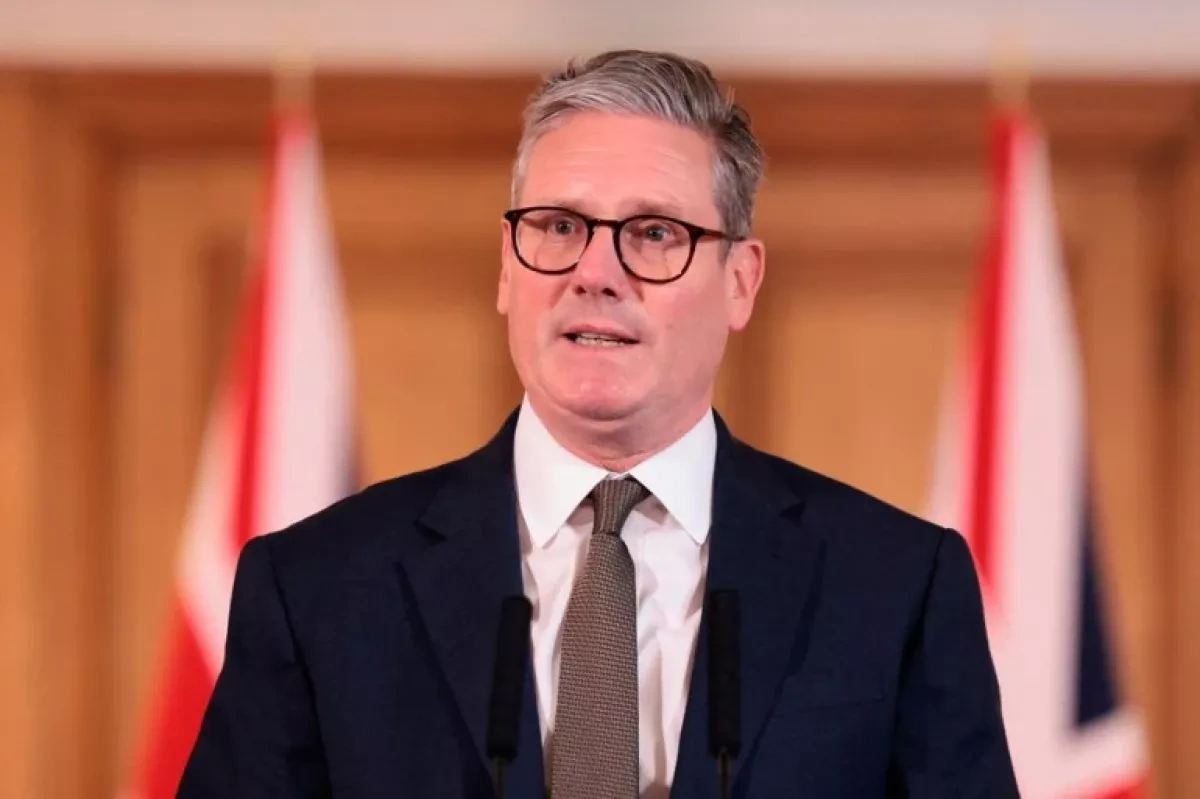 UK PM lands in Yerevan ahead of key European Political Community summit
