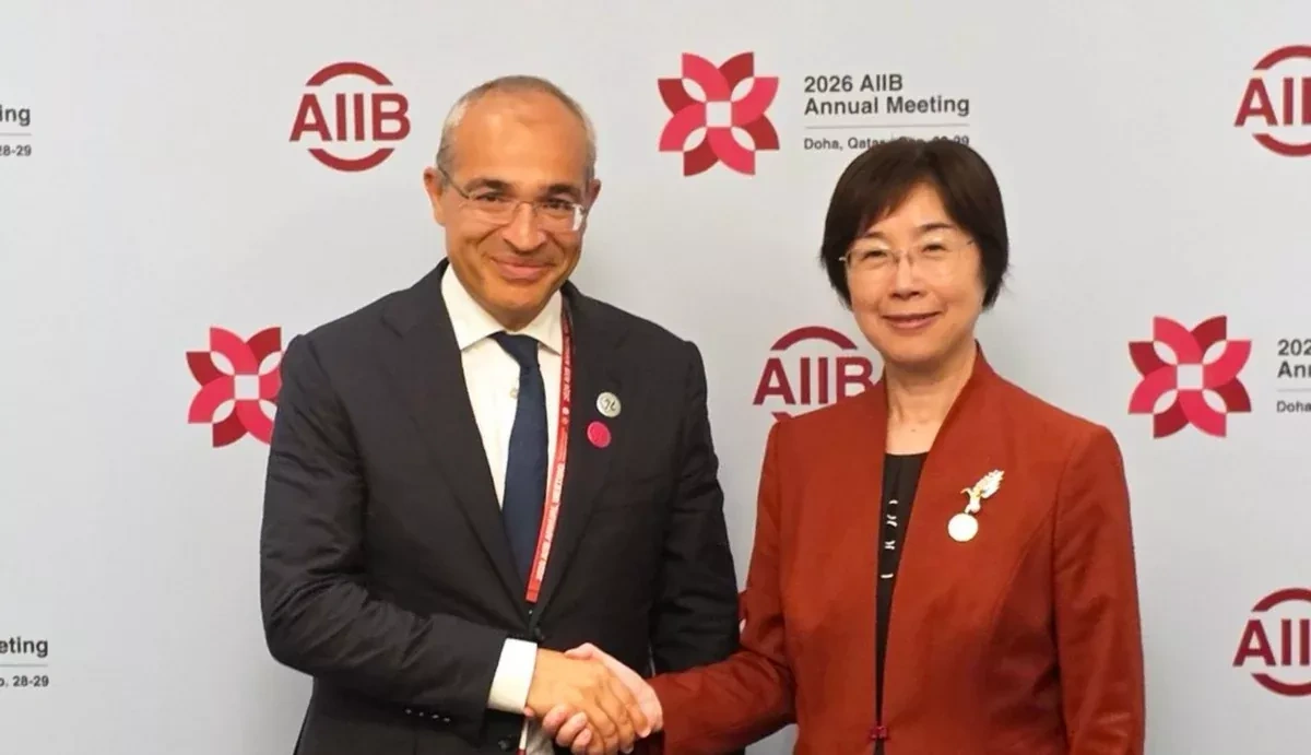 Azerbaijan, AIIB focus on support for green energy development