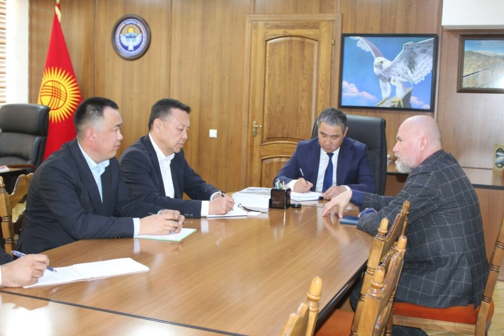 Kyrgyzstan and Boston Consulting Group discuss potential for railway infrastructure dev’t