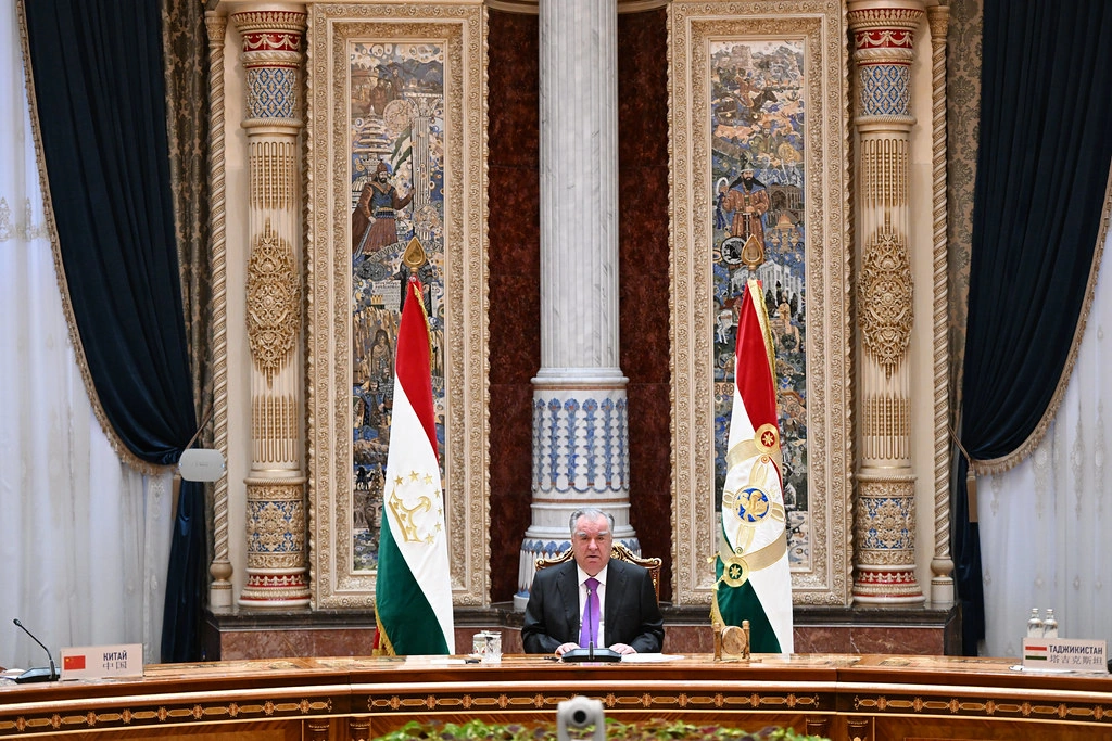 Tajikistan urges closer SCO cooperation on AI and innovation