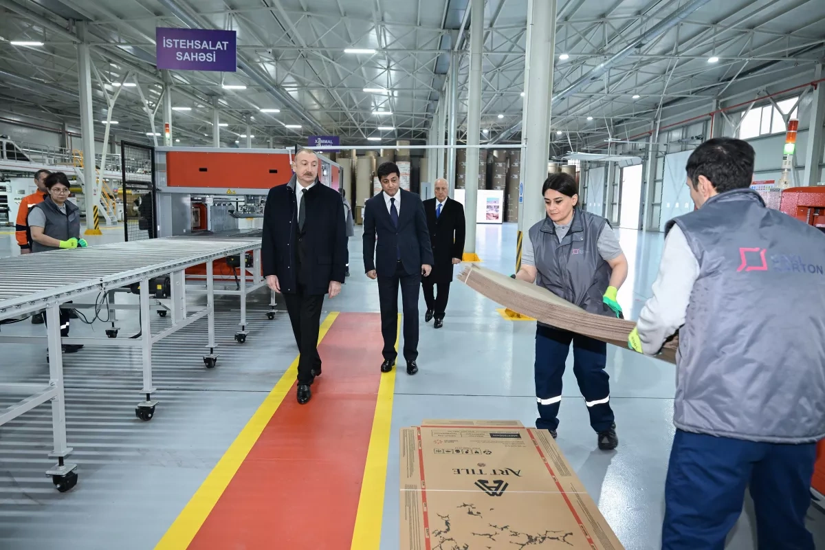 President Ilham Aliyev inaugurates “Azermirror” plant in Sumgayit Industrial Park Photo