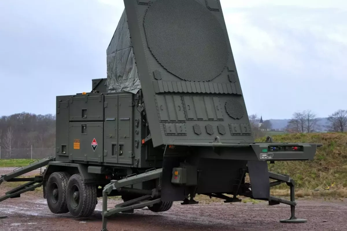 US radars damaged in Bahrain Satellite images