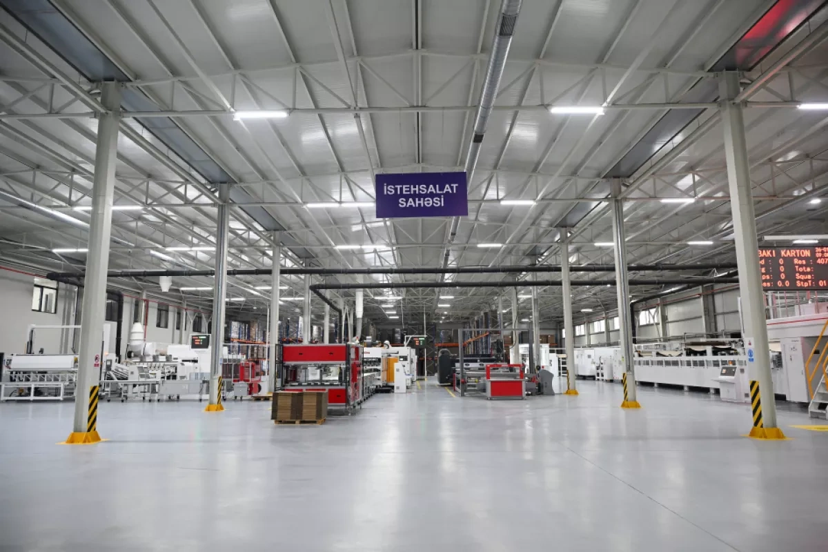 President Ilham Aliyev inaugurates “Azermirror” plant in Sumgayit Industrial Park Photo