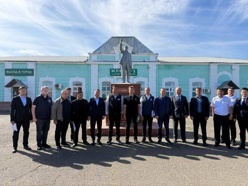 Kazakhstan, Russia seek to boost transport links and border capacity