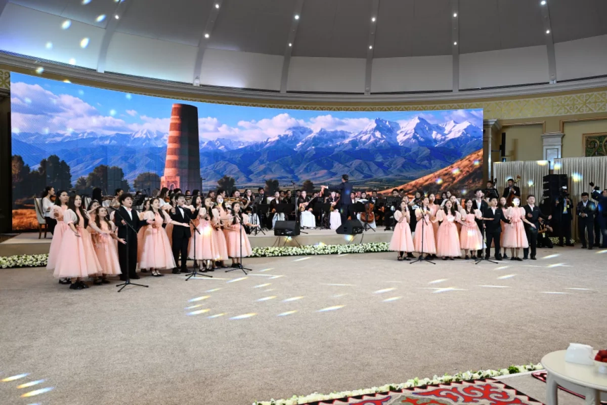 Azerbaijan’s first lady visits Ala Archa State Residence in Bishkek PHOTO