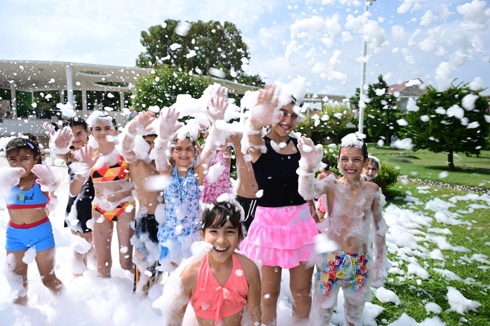 On initiative of Mehriban Aliyeva, President of Heydar Aliyev Foundation, entertainment event held for children in need of special care (PHOTO)
