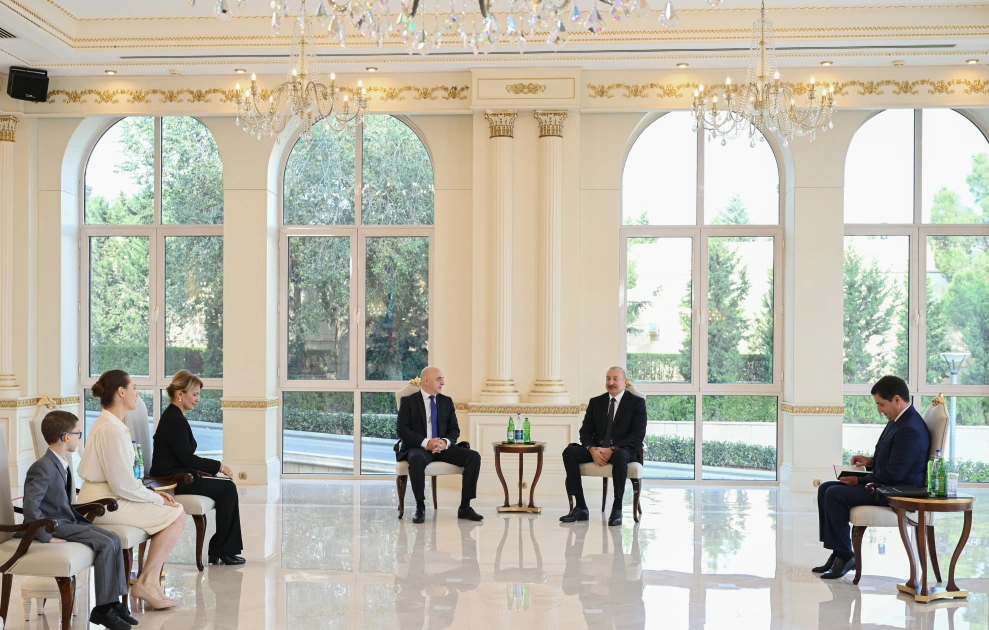 President Ilham Aliyev receives newly appointed ambassador of Georgia to Azerbaijan (PHOTO)
