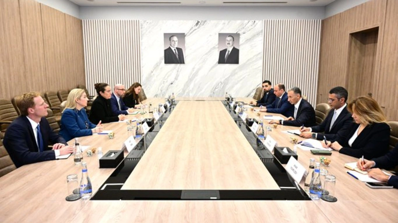 Azerbaijan, U.S. DFC discuss AI data centers, transport cooperation
