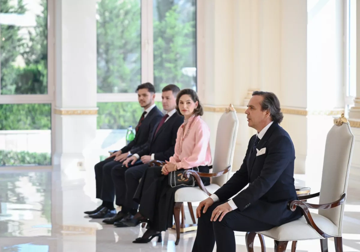Azerbaijani president receives newly appointed Brazilian ambassador PHOTO