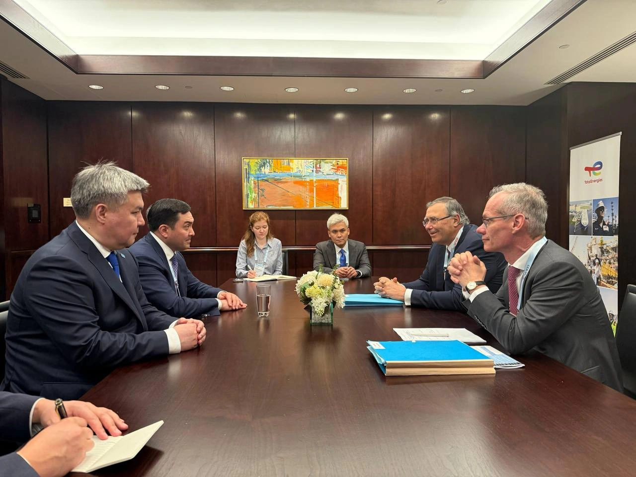 Kazakhstan's QazaqGaz and TotalEnergies discuss prospects for cooperation