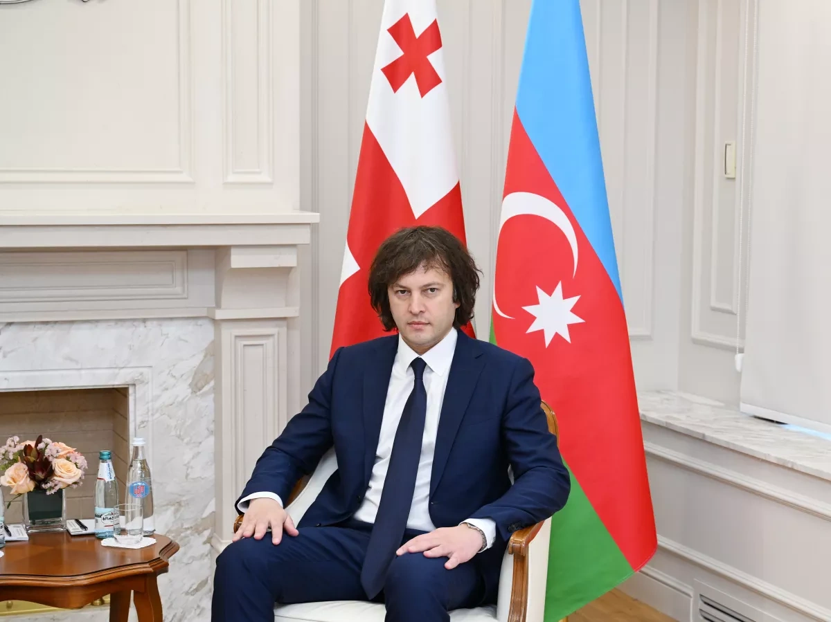 Azerbaijani president, Georgian prime minister hold one-on-one meeting in Tbilisi PHOTO