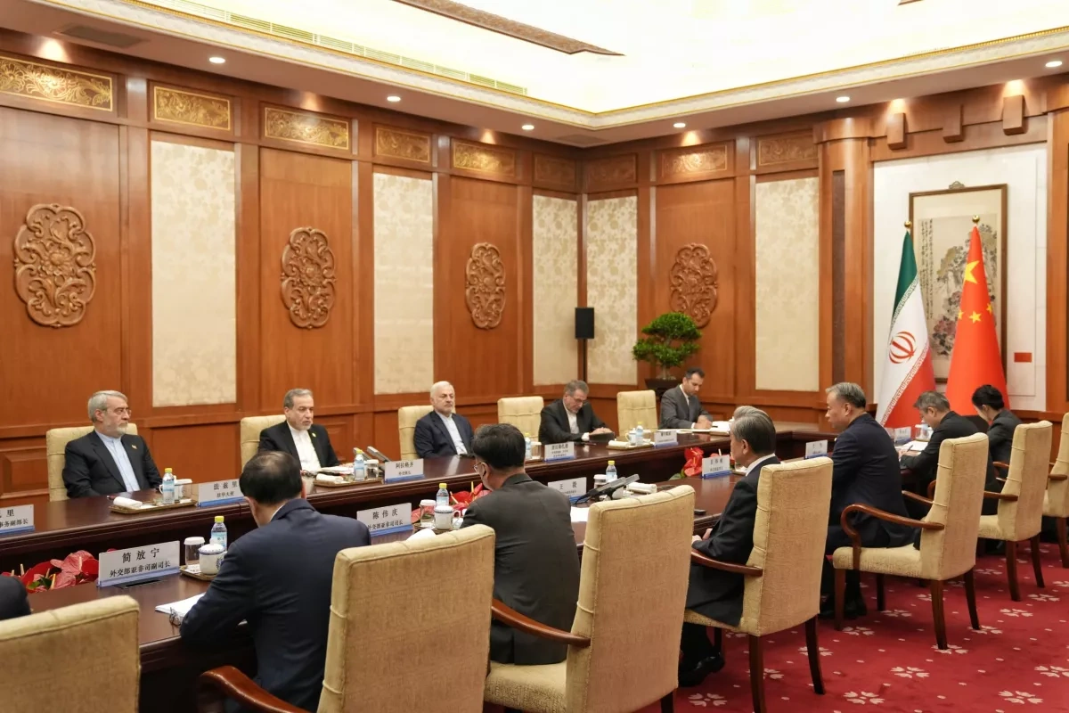 Iranian foreign minister holds talks in China ahead of Trump visit PHOTO
