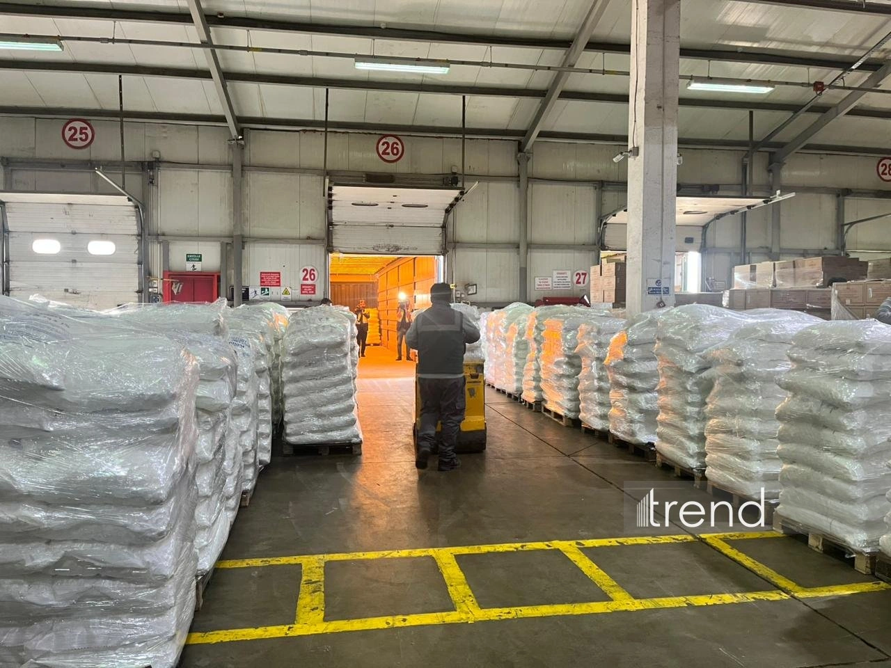 Azerbaijan sends another humanitarian aid shipment to Iran under President Ilham Aliyev's instructions (PHOTO)