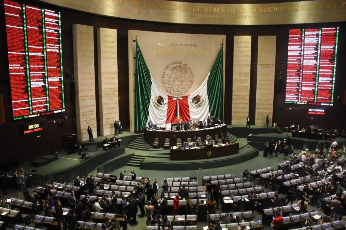 Mexico reduces working hours in major push for better labour conditions